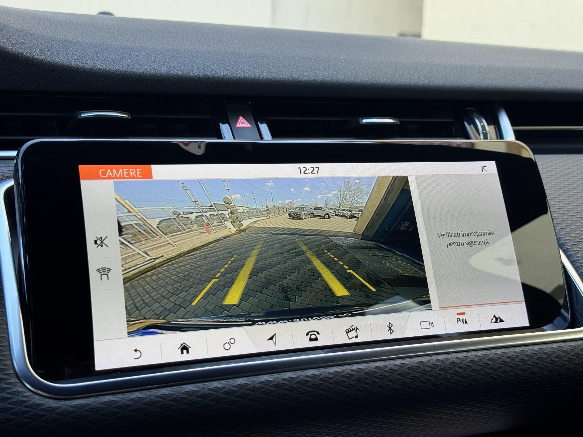 Land Rover-Range Rover Evoque