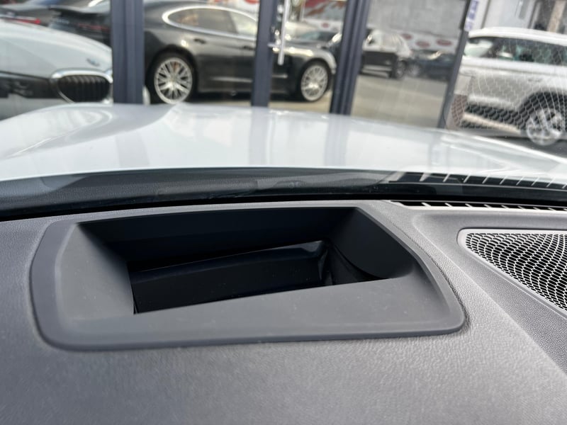 Car Thumb