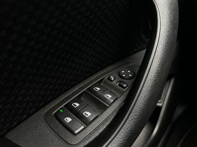 Car Thumb