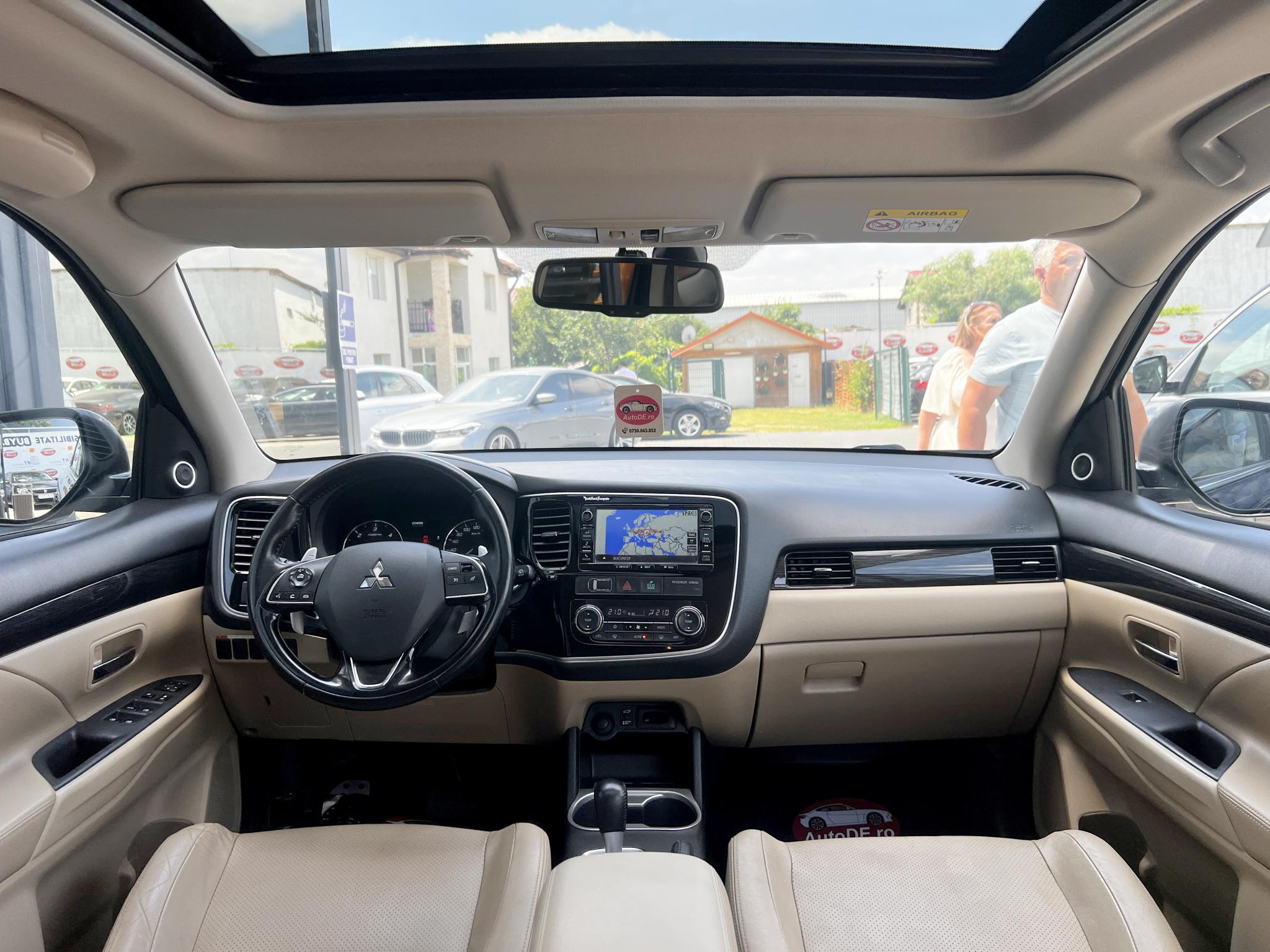 Mitsubishi-Outlander