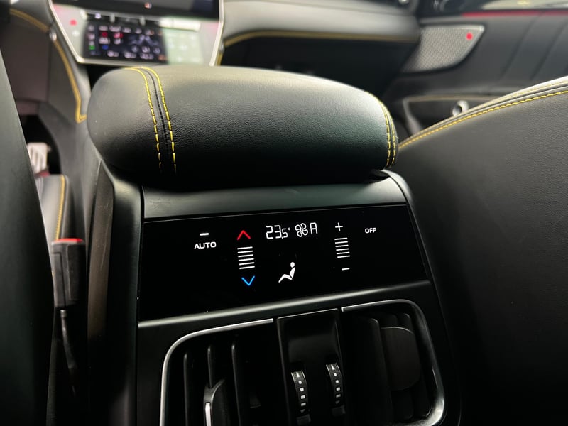 Car Thumb