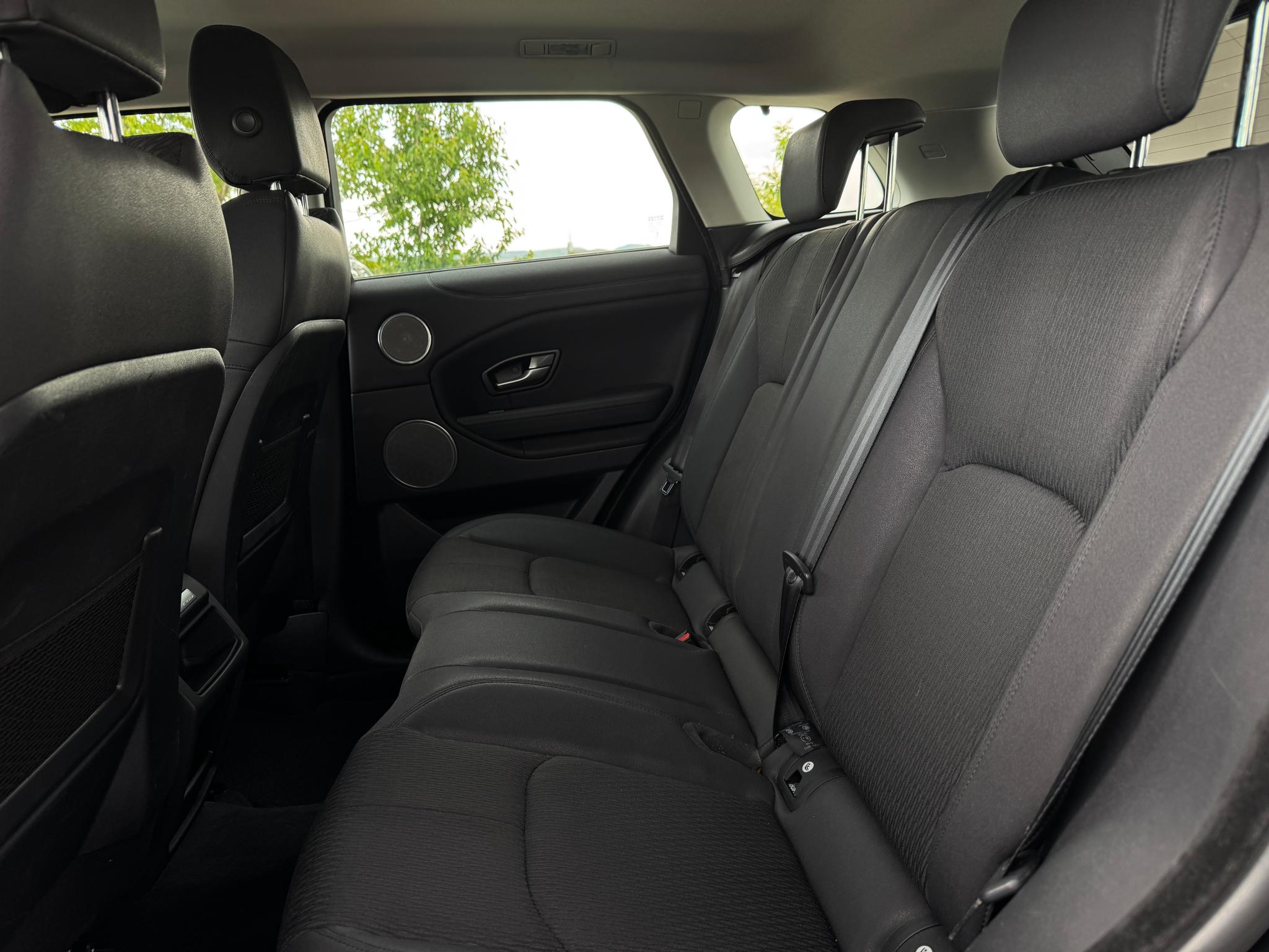 Land Rover-Range Rover Evoque