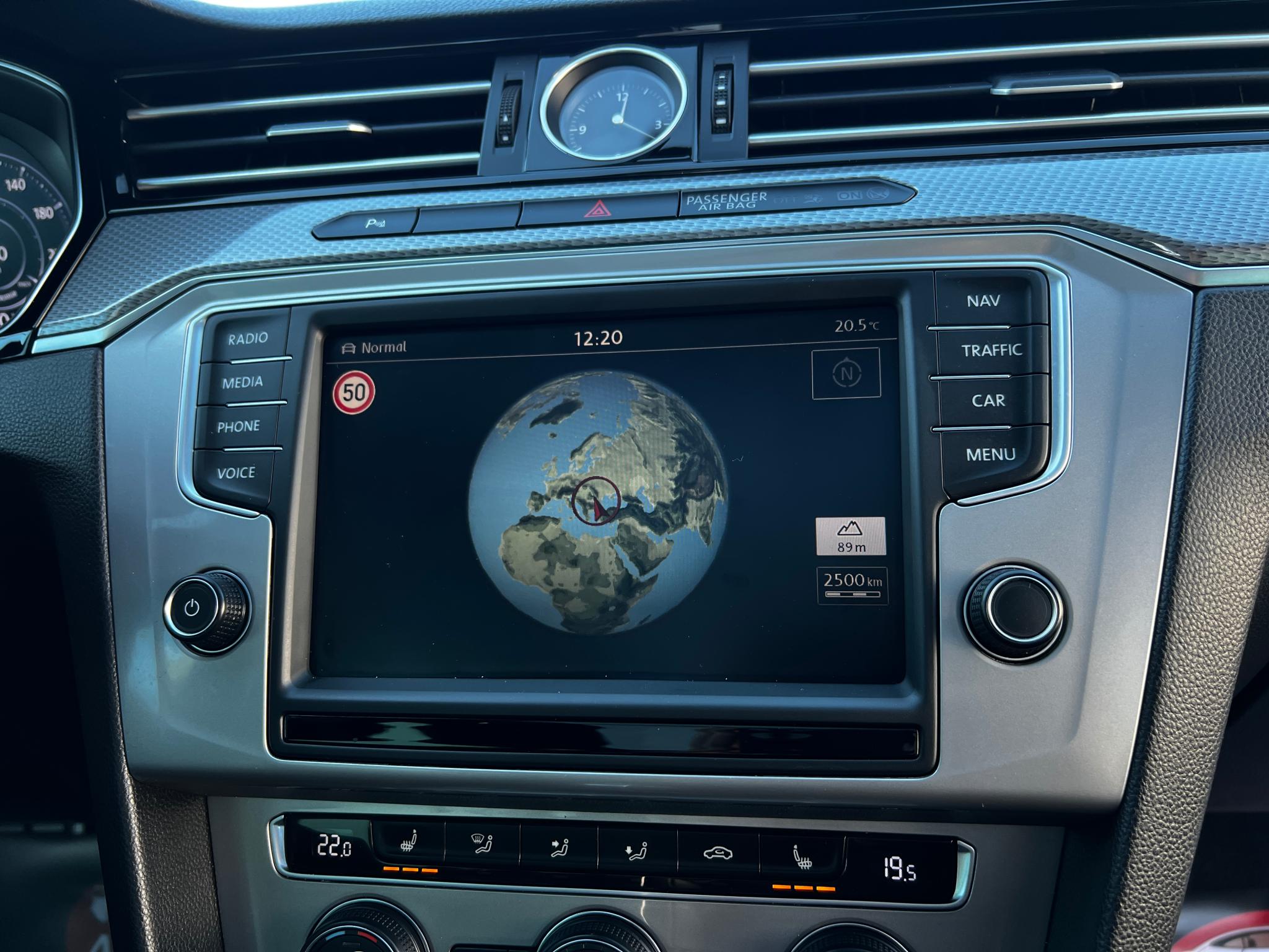 Volkswagen-Passat Alltrack