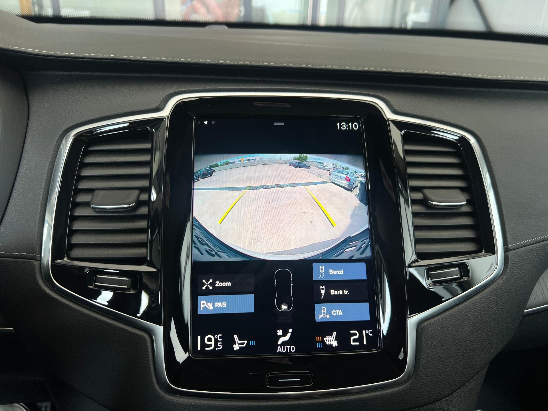 Volvo-XC 90