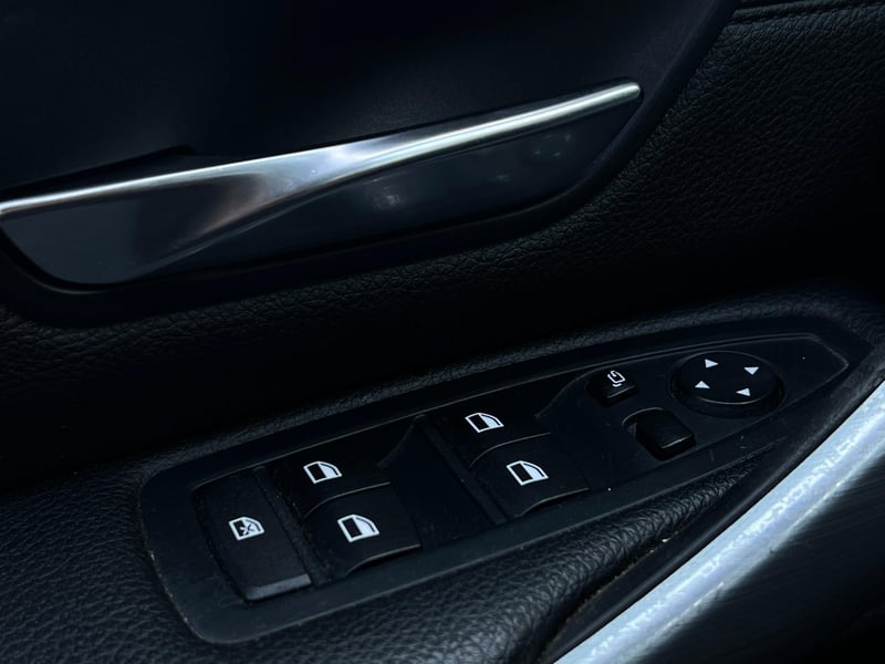 Car Thumb