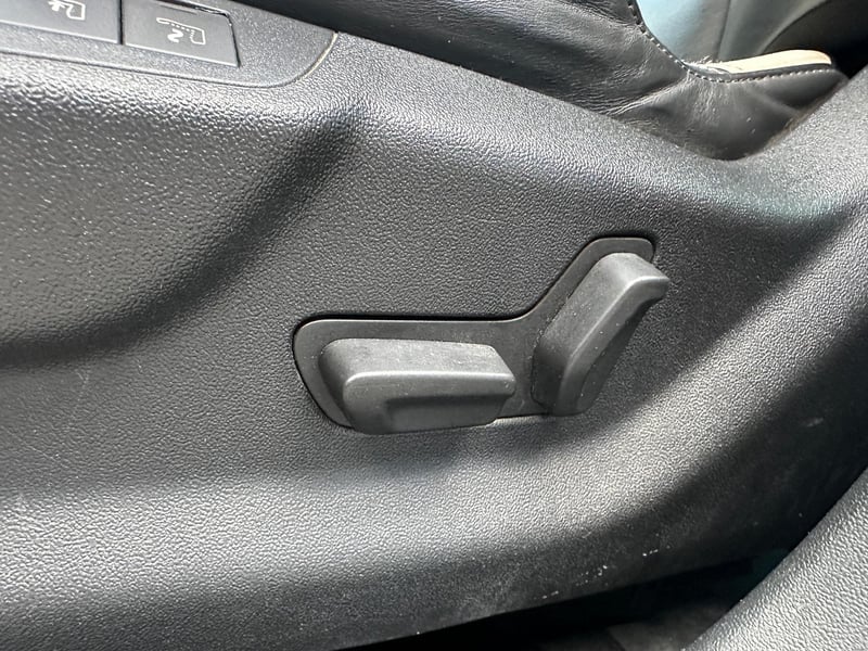 Car Thumb