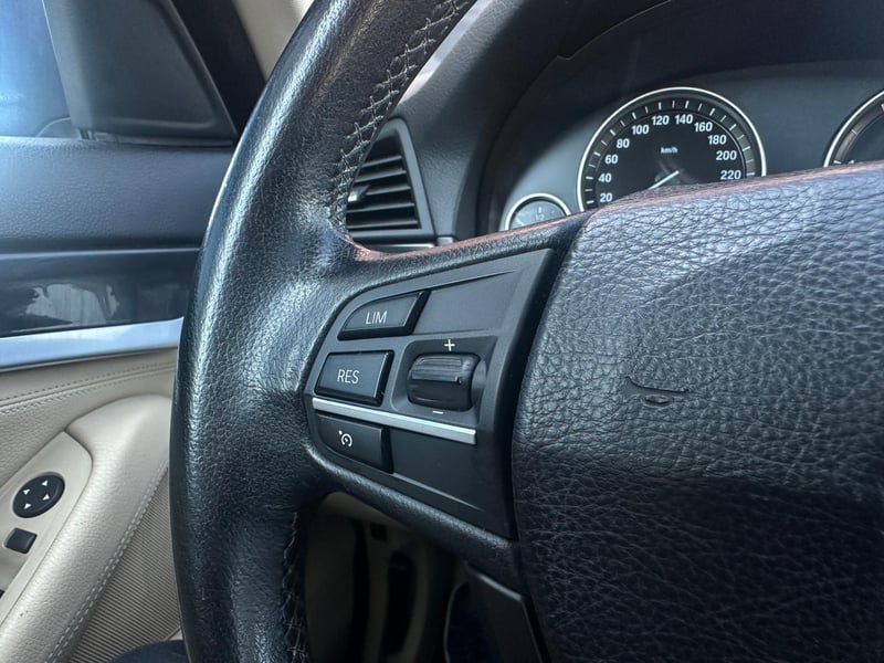 Car Thumb