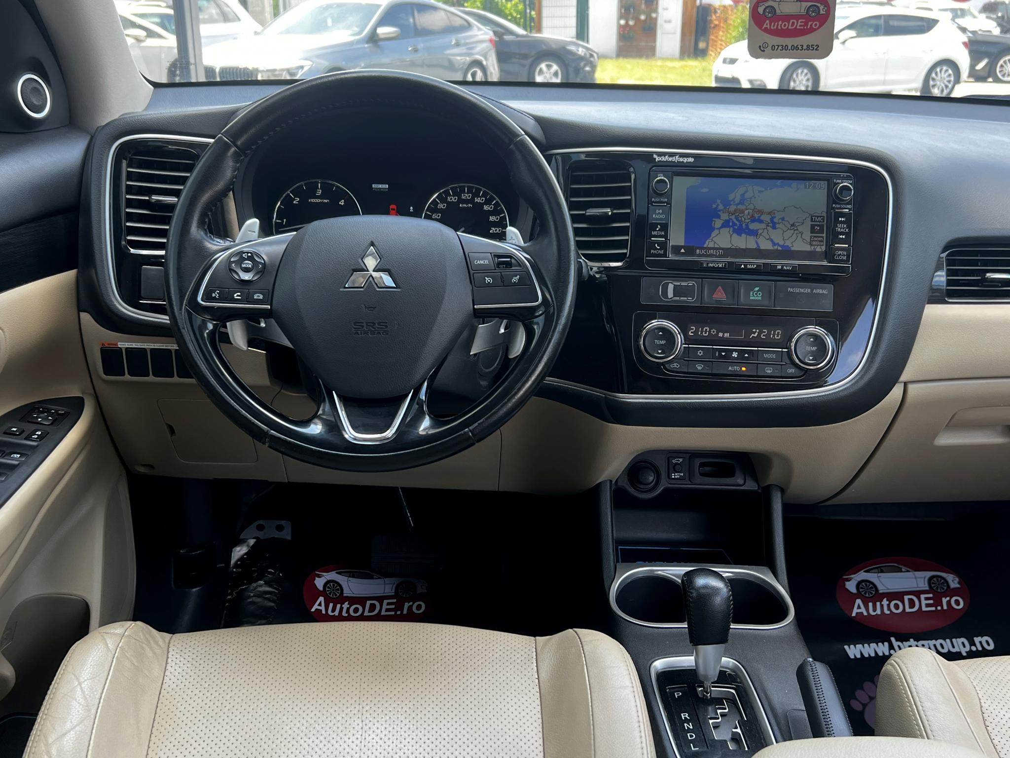 Mitsubishi-Outlander