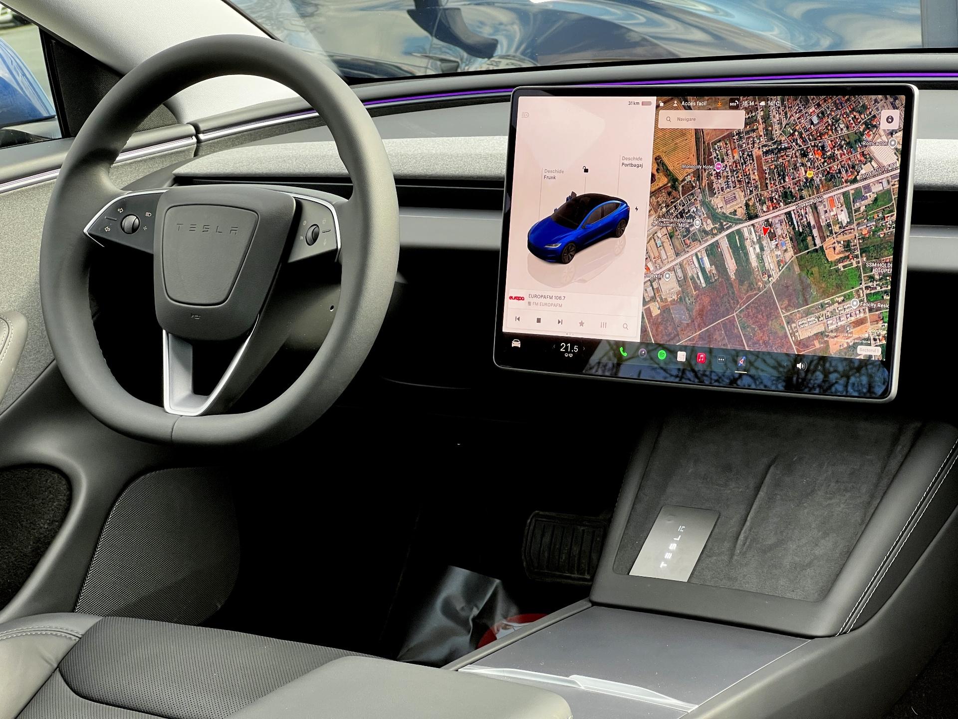 Tesla-Model 3