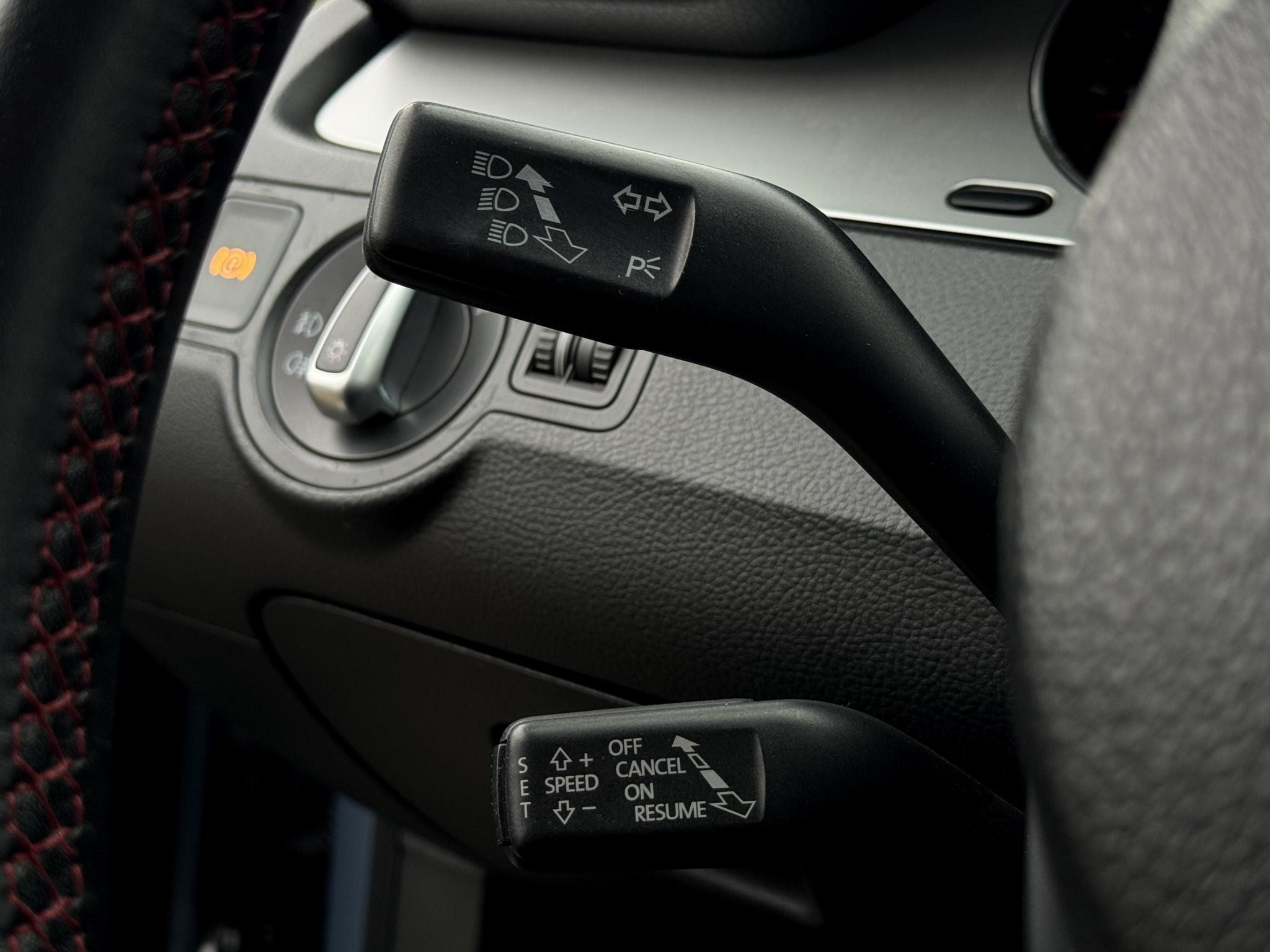 Volkswagen-Passat CC