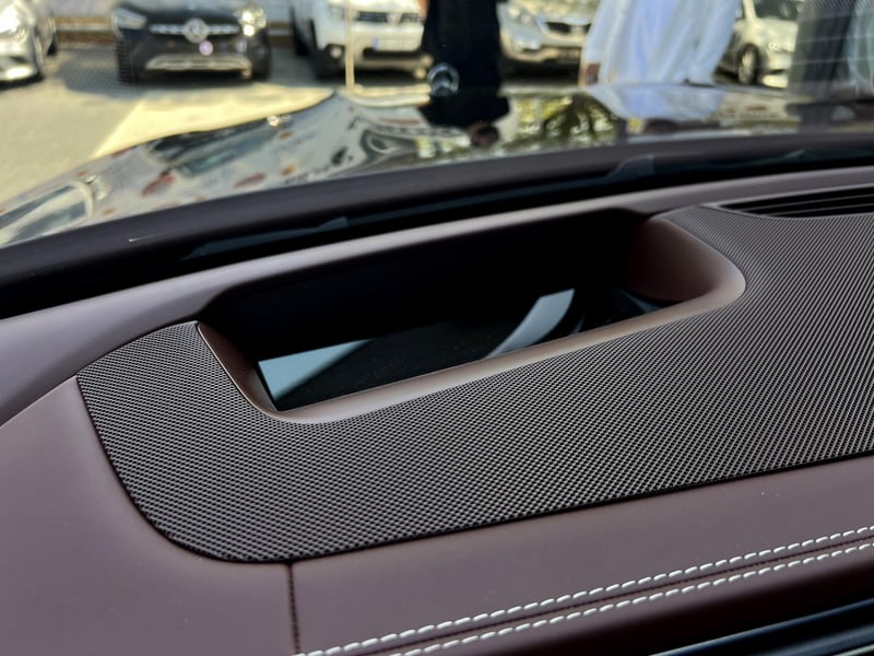 Car Thumb