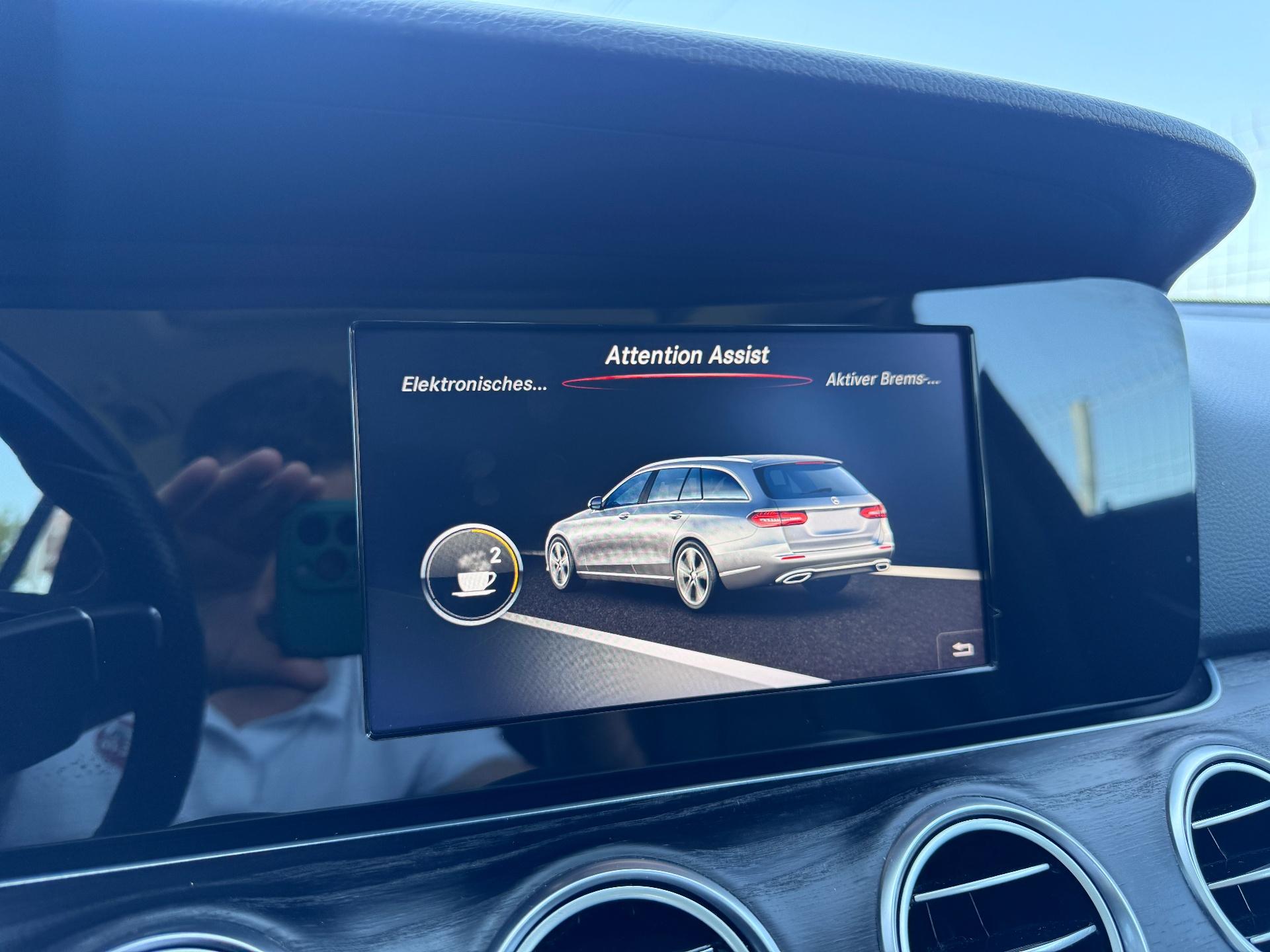Mercedes-Benz-E