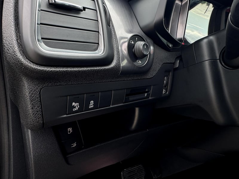 Car Thumb