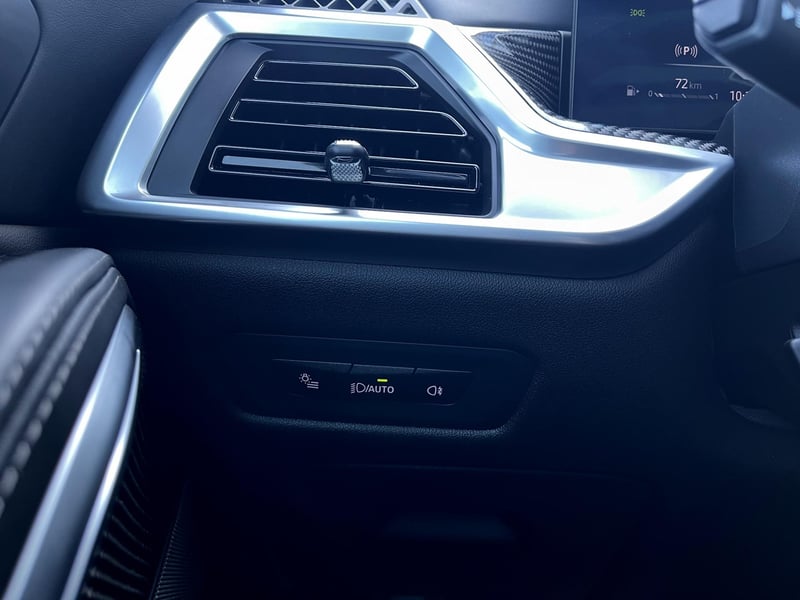 Car Thumb