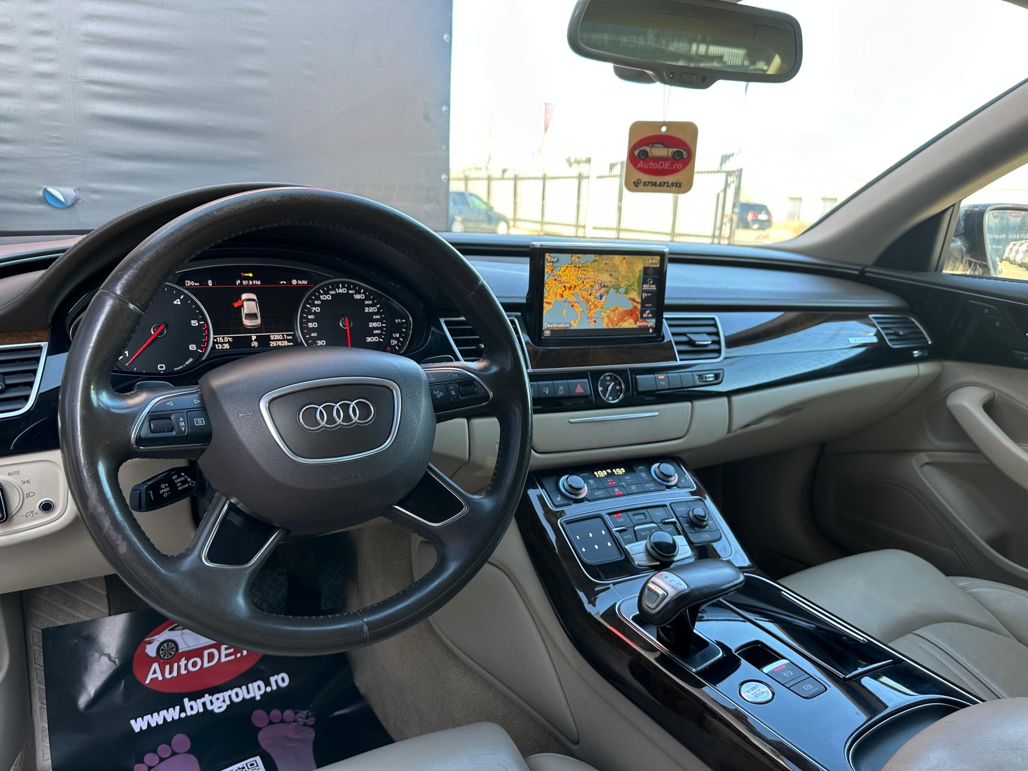 Audi-A8