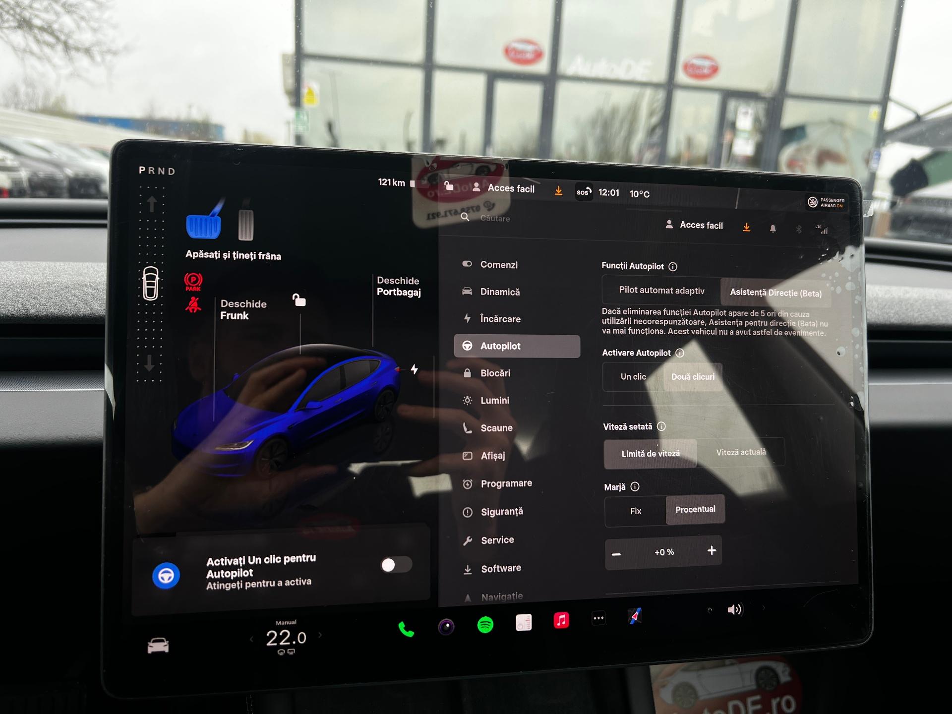 Tesla-Model 3