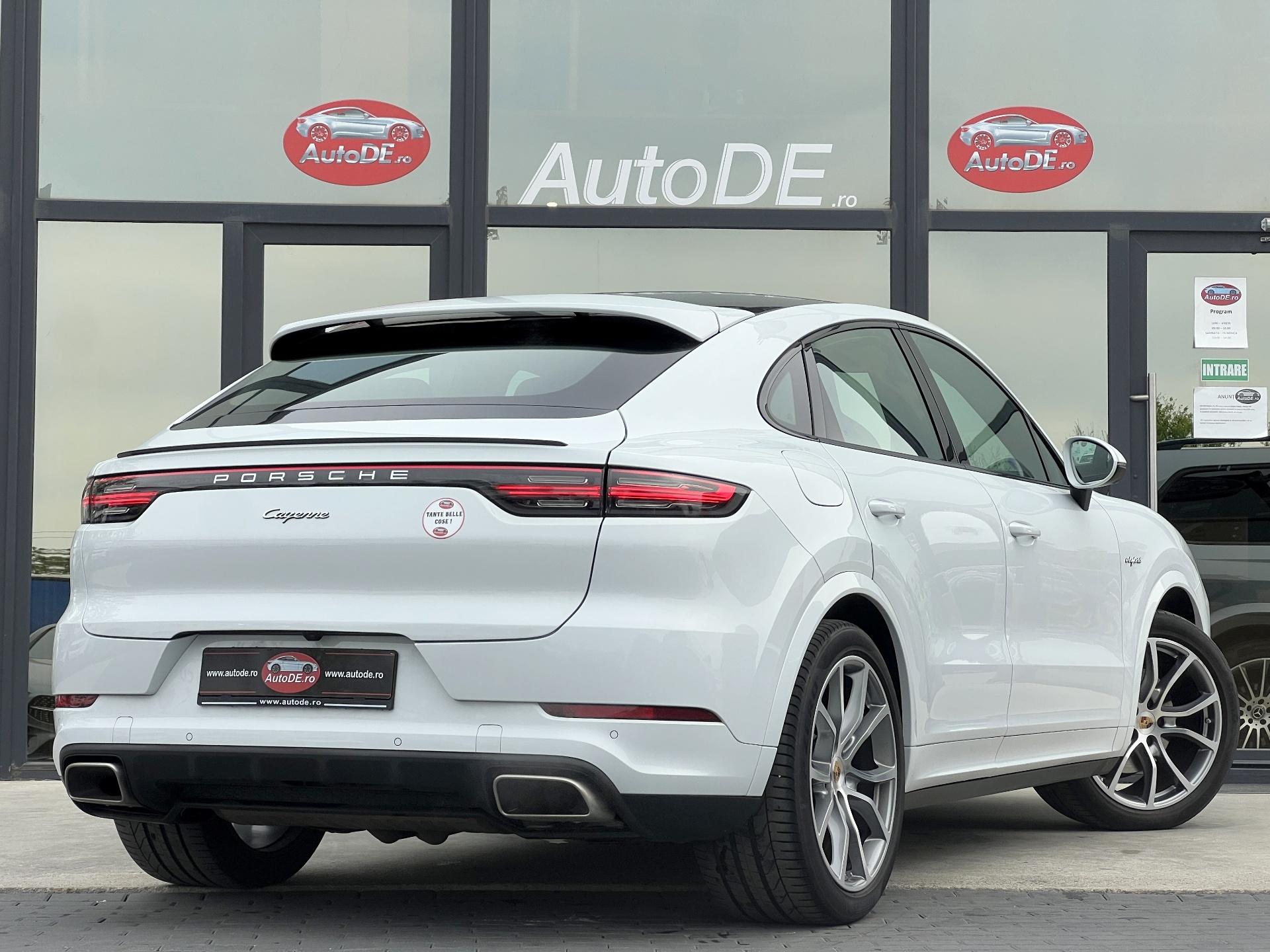 Porsche-Cayenne
