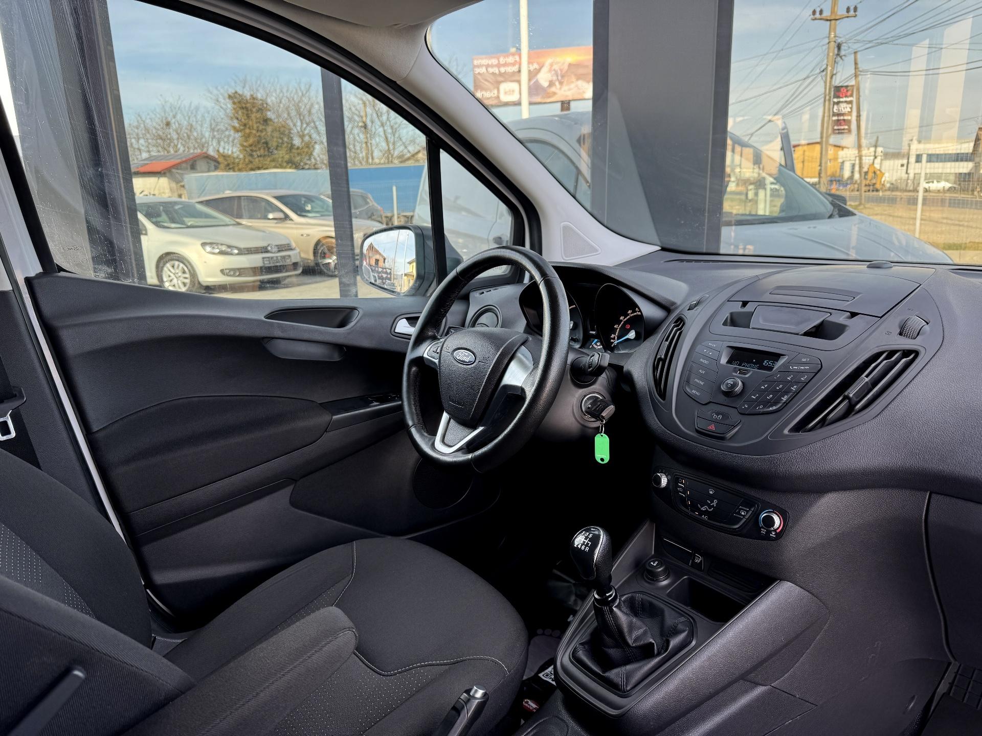 Ford-Transit Connect