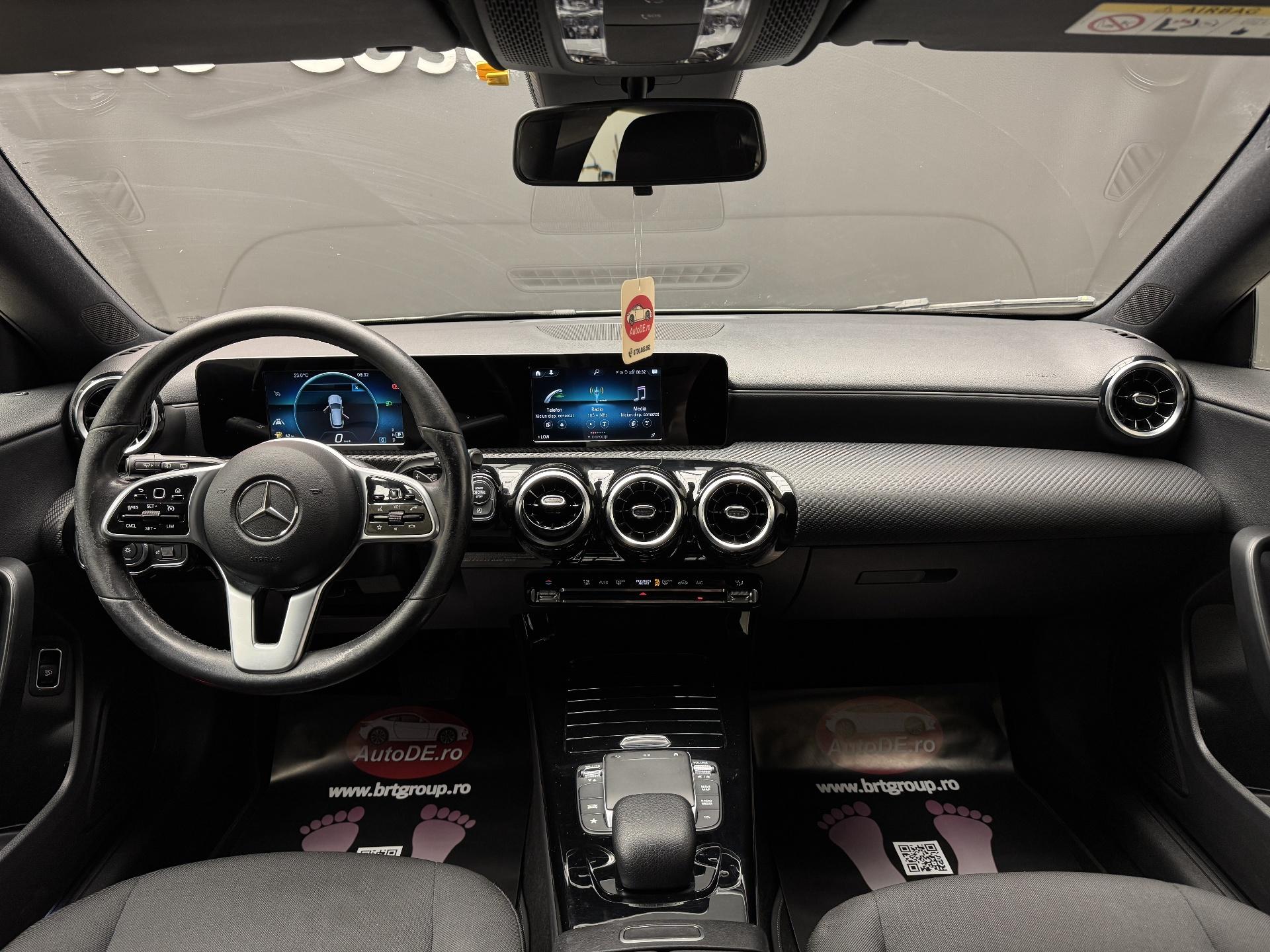 Mercedes-Benz-CLA 180