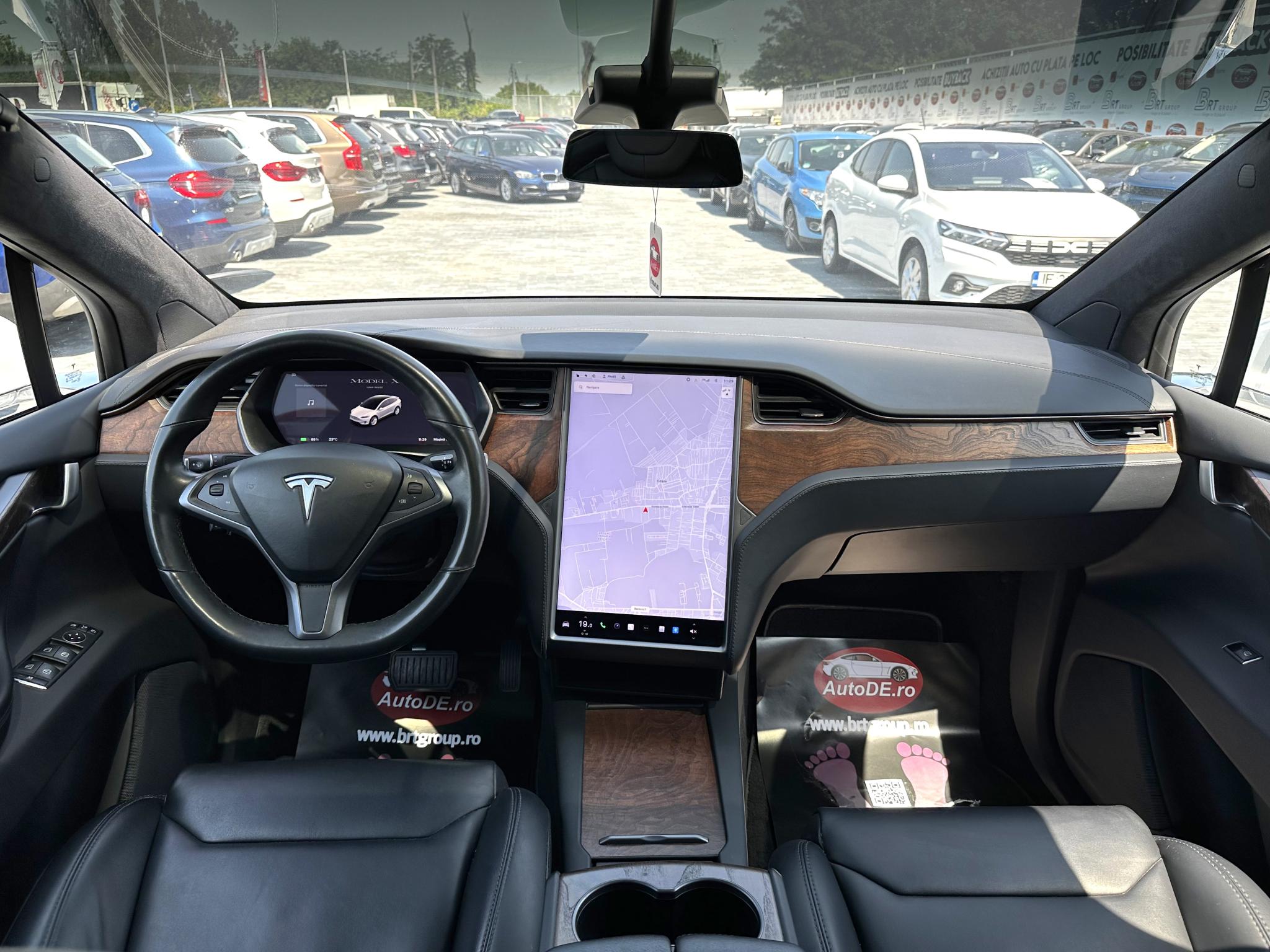Tesla-Model X