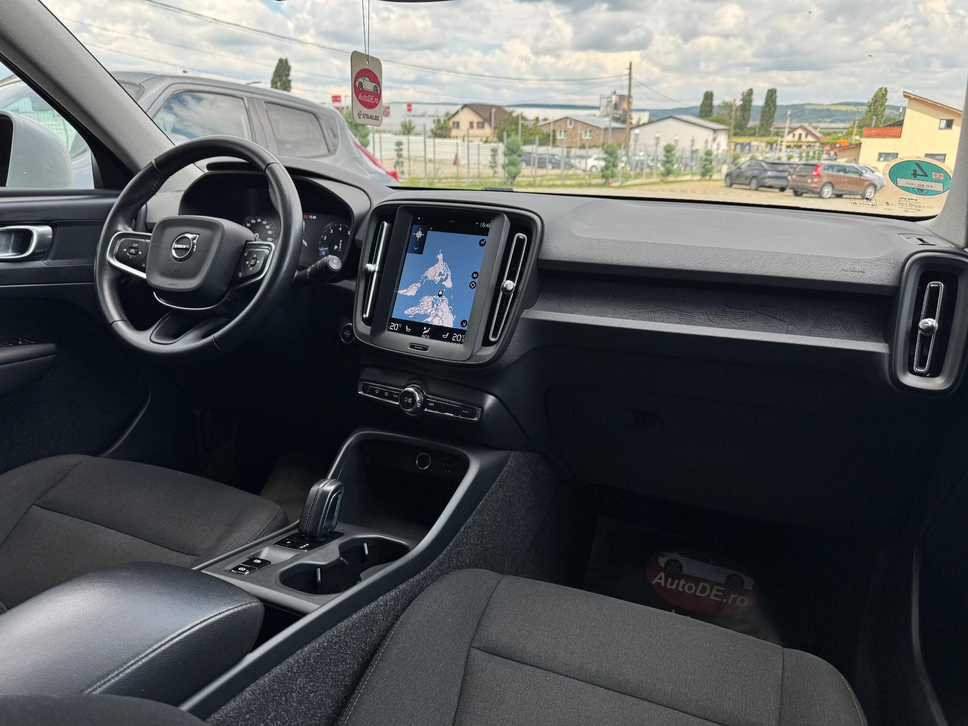 Volvo-XC 40