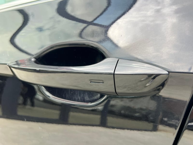 Car Thumb