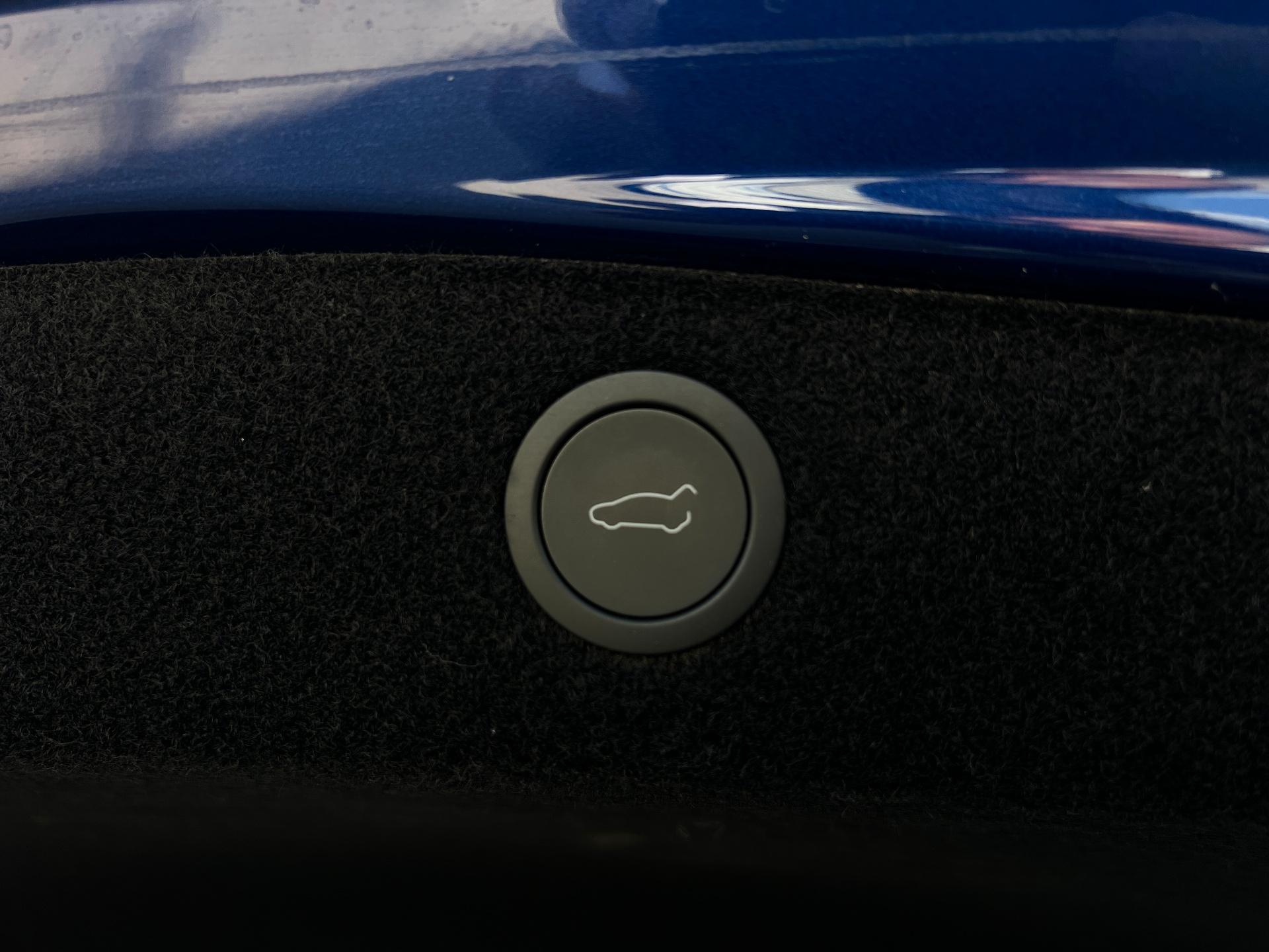 Tesla-Model 3