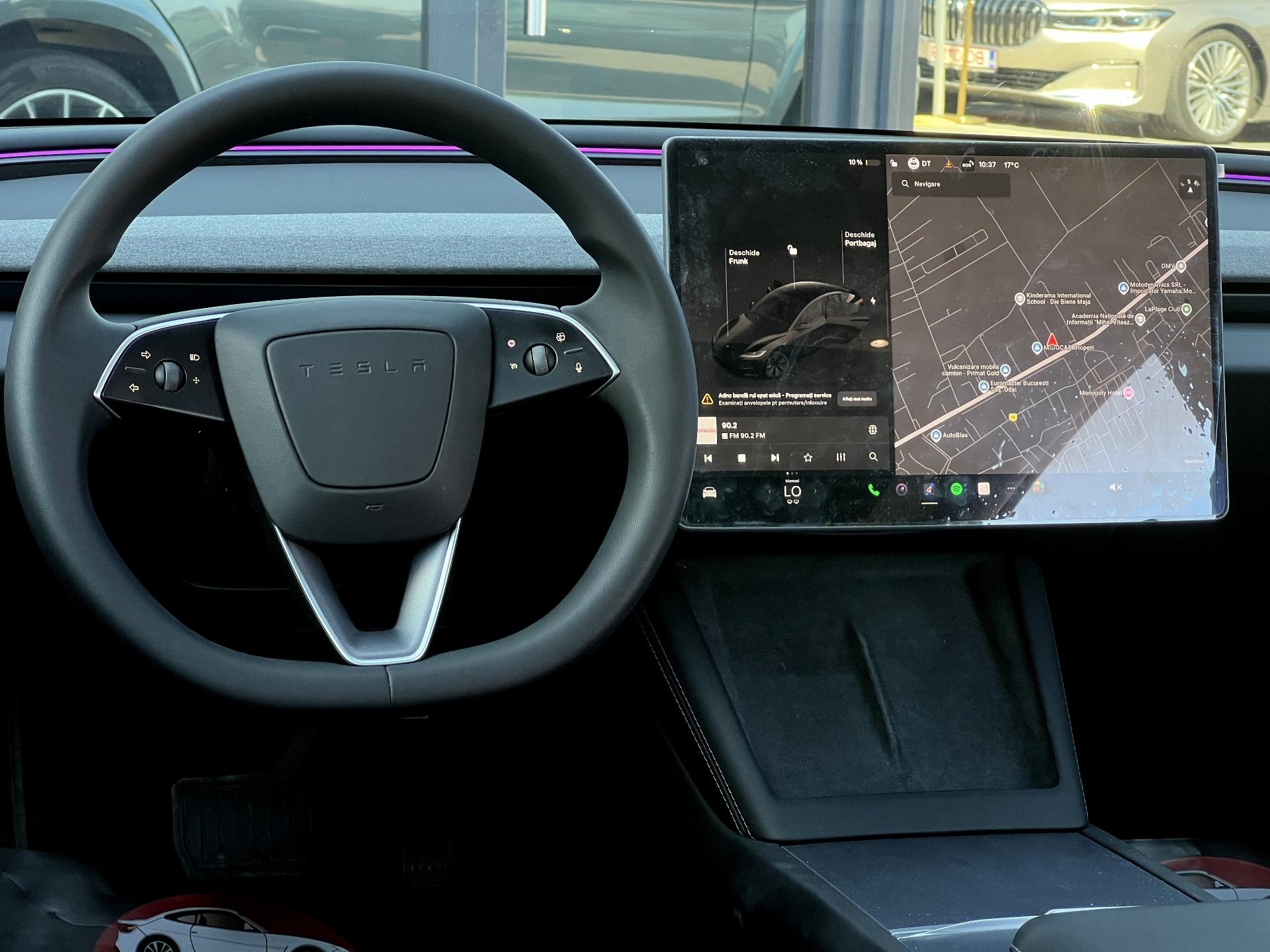 Tesla-Model 3
