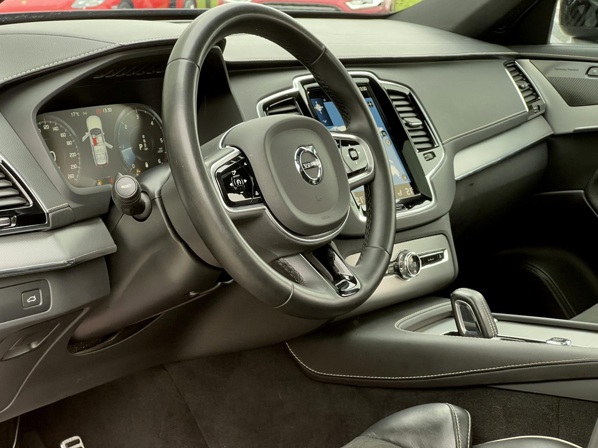 Volvo-XC 90