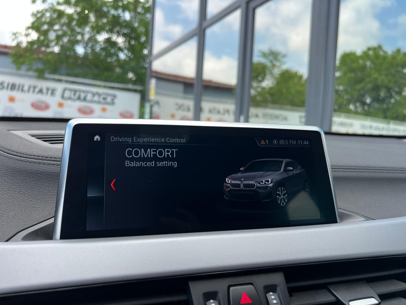 Car Thumb