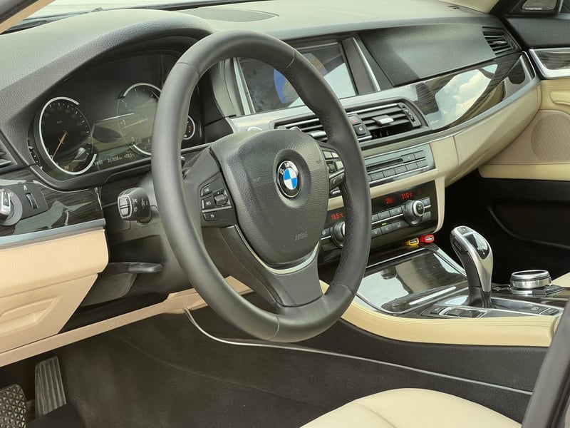 Car Thumb