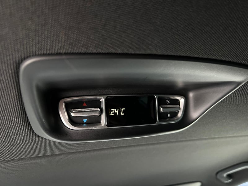 Car Thumb