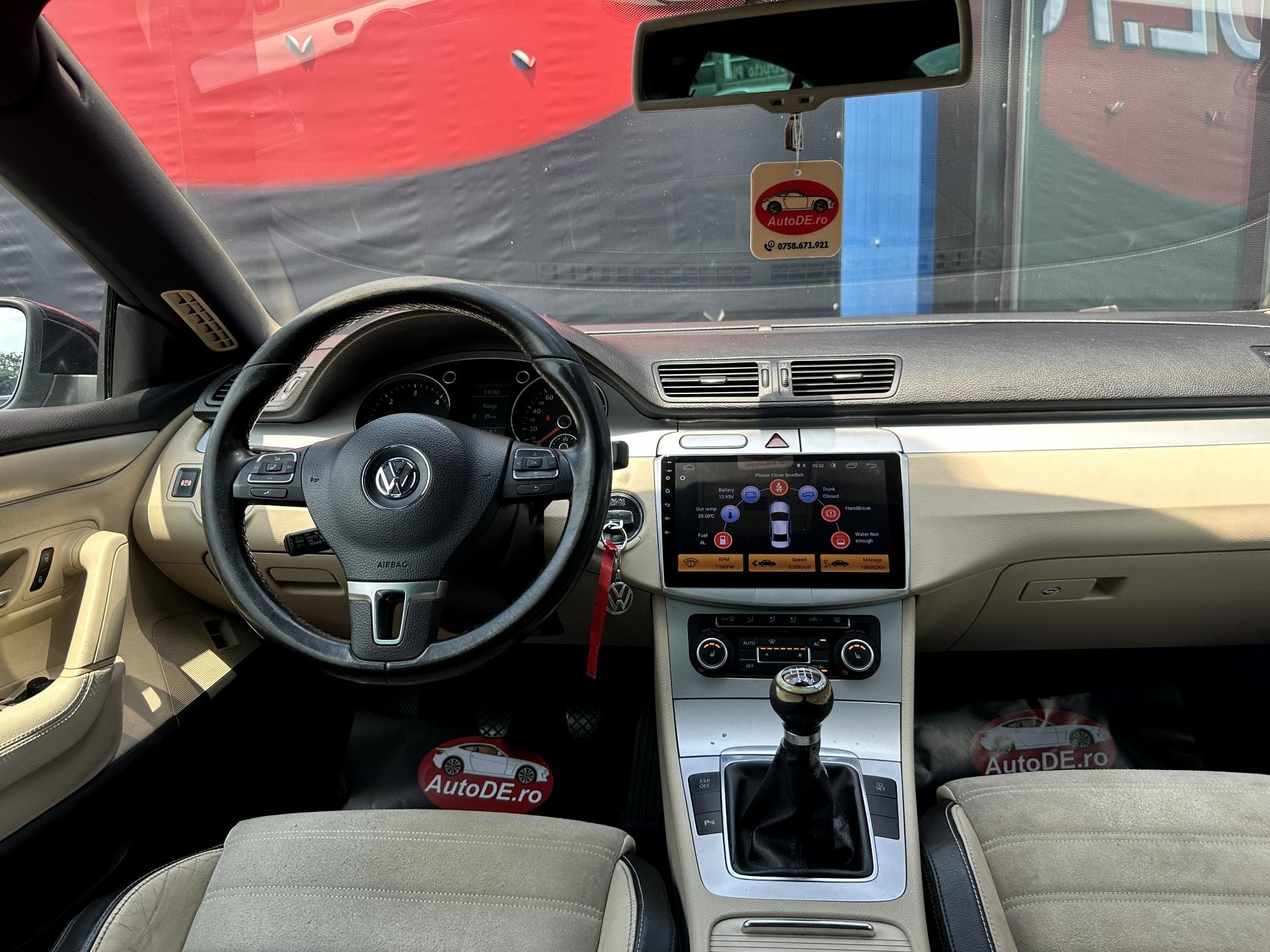 Volkswagen-Passat CC
