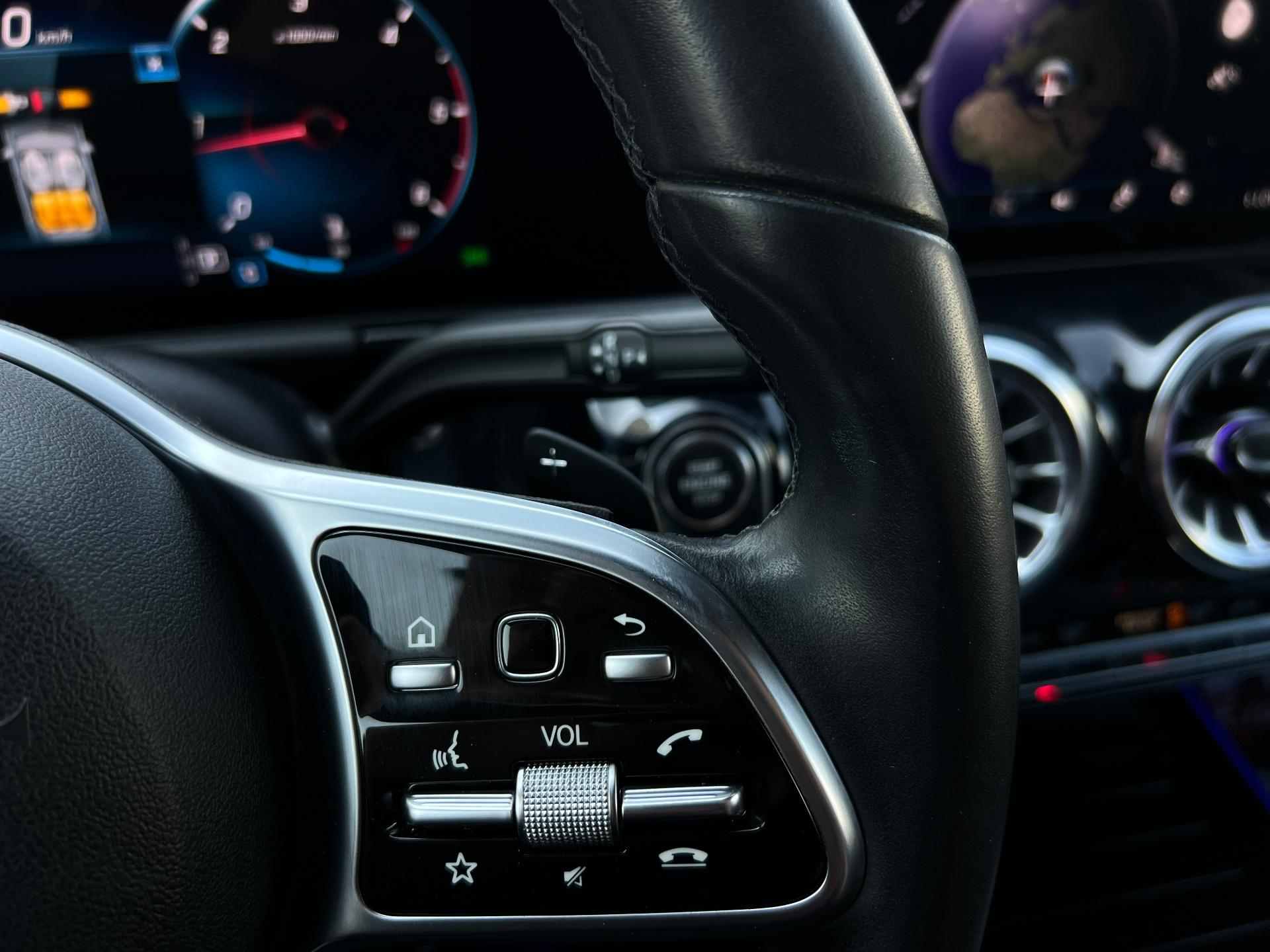 Mercedes-Benz-GLA