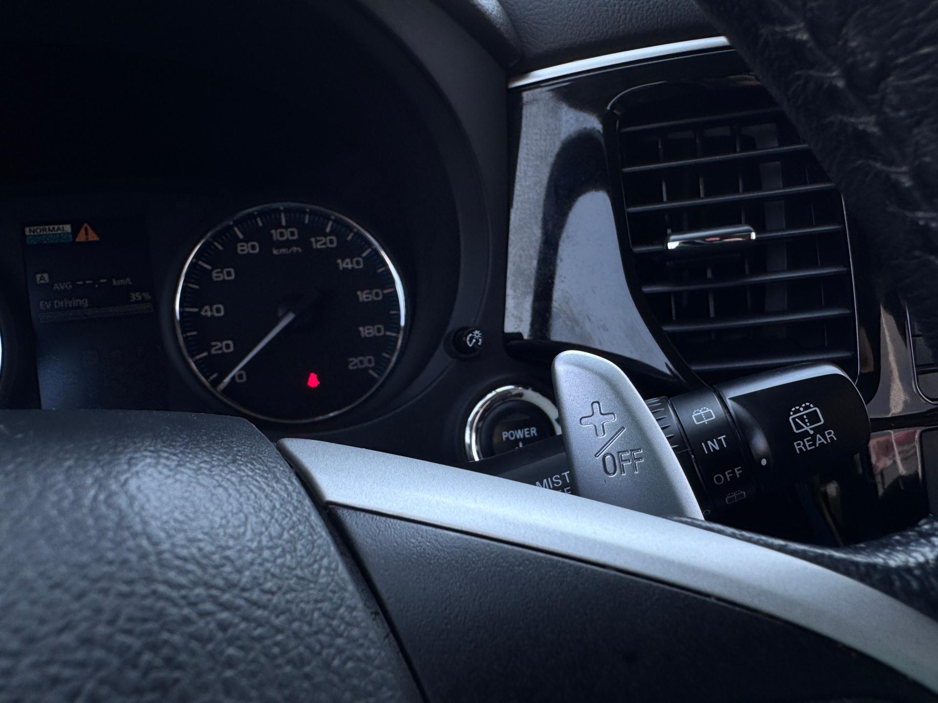 Mitsubishi-Outlander