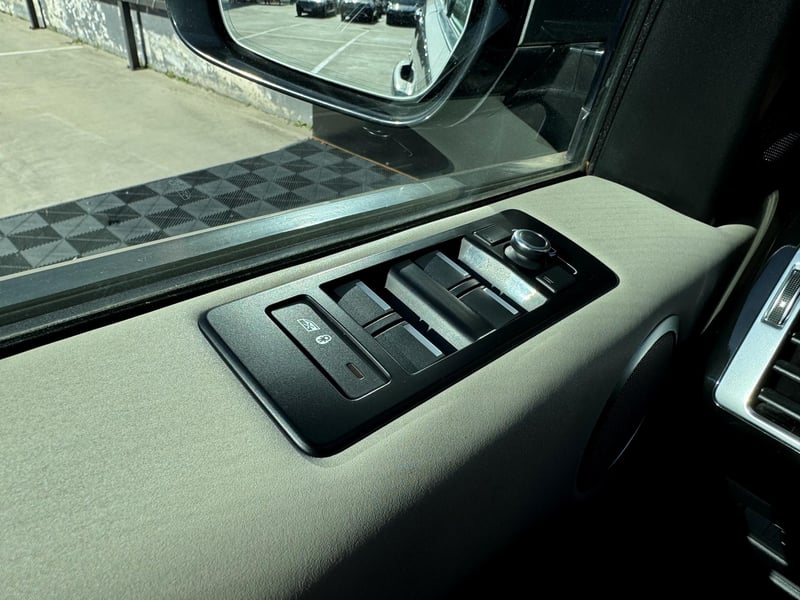 Car Thumb