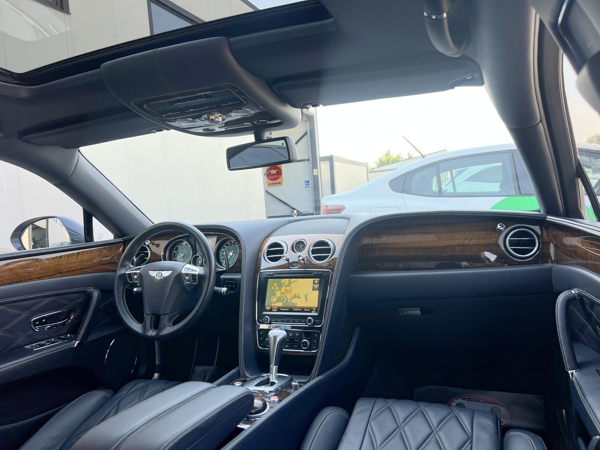 Bentley-Flying Spur