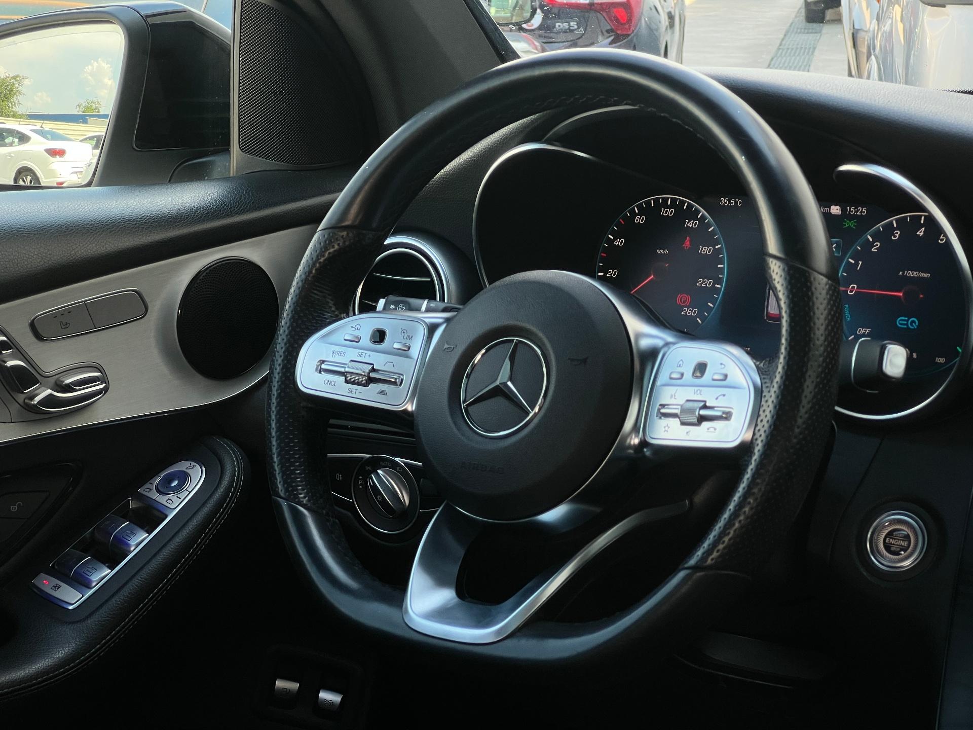 Mercedes-Benz-GLC