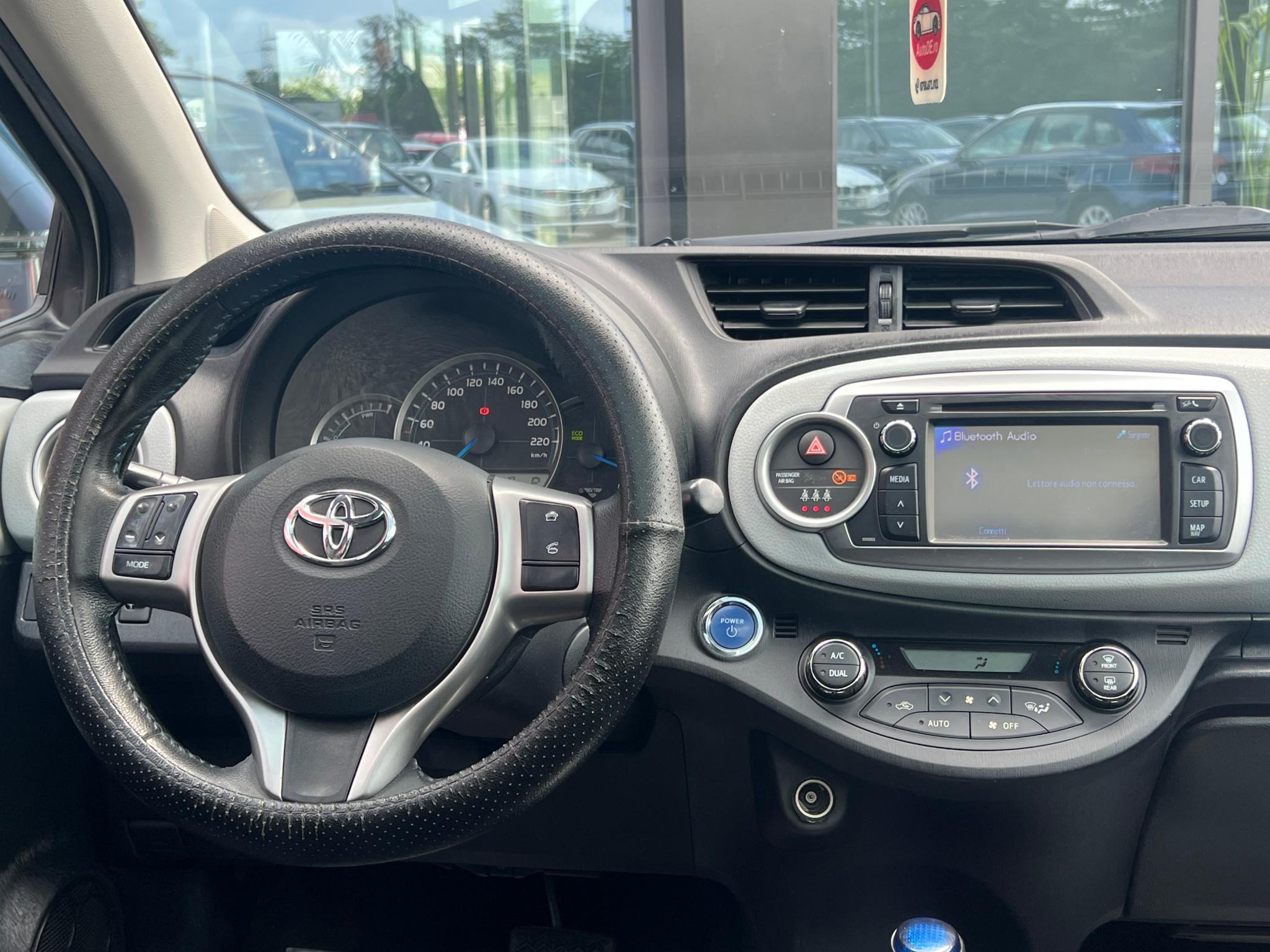Toyota-Yaris
