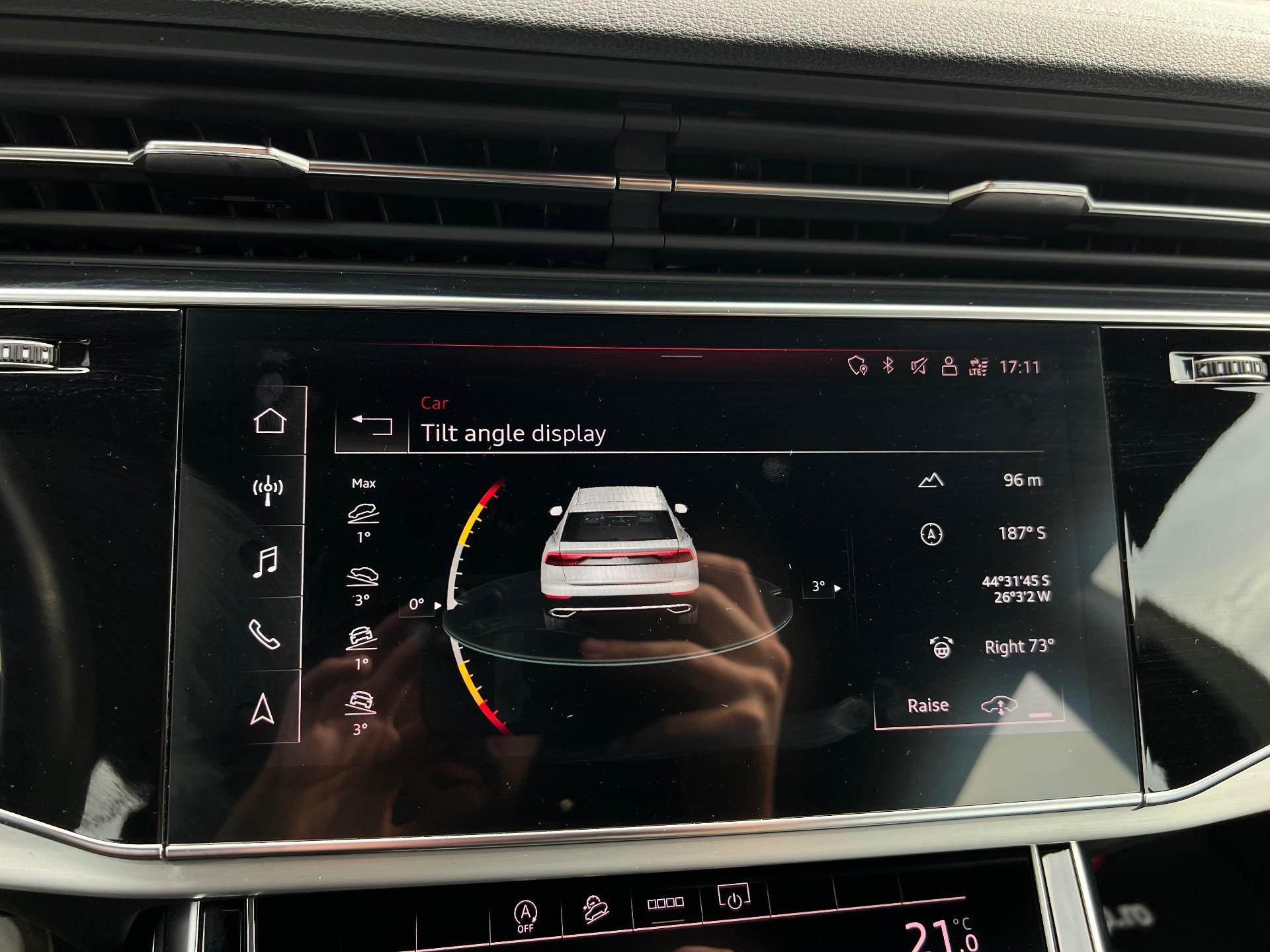 Audi-Q8