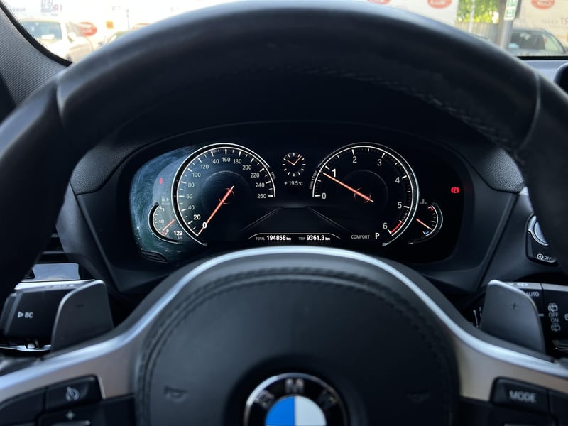 Car Thumb