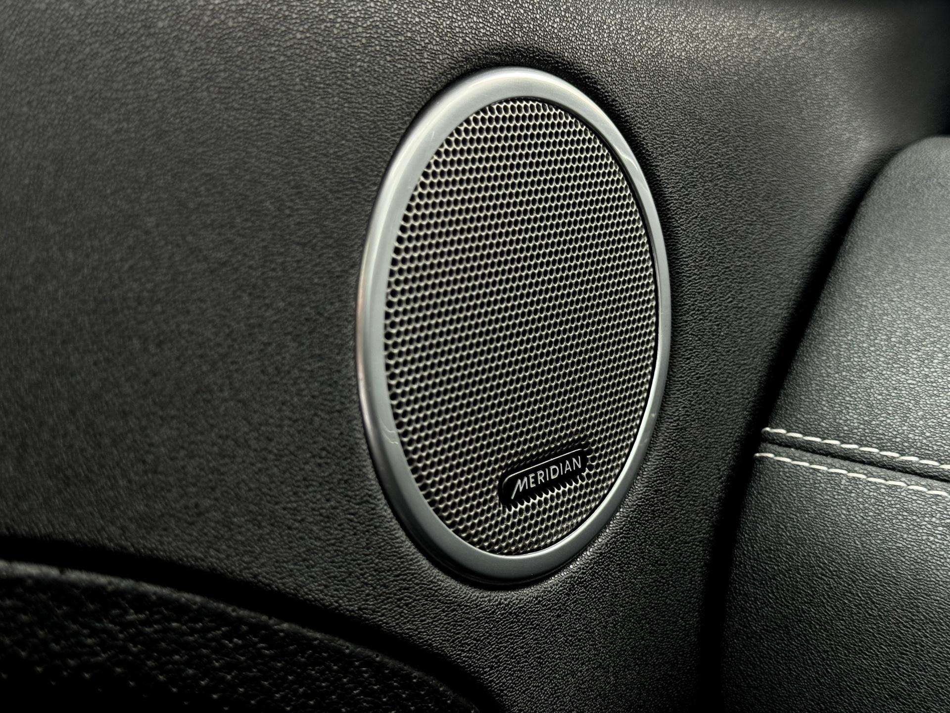 Land Rover-Range Rover Evoque