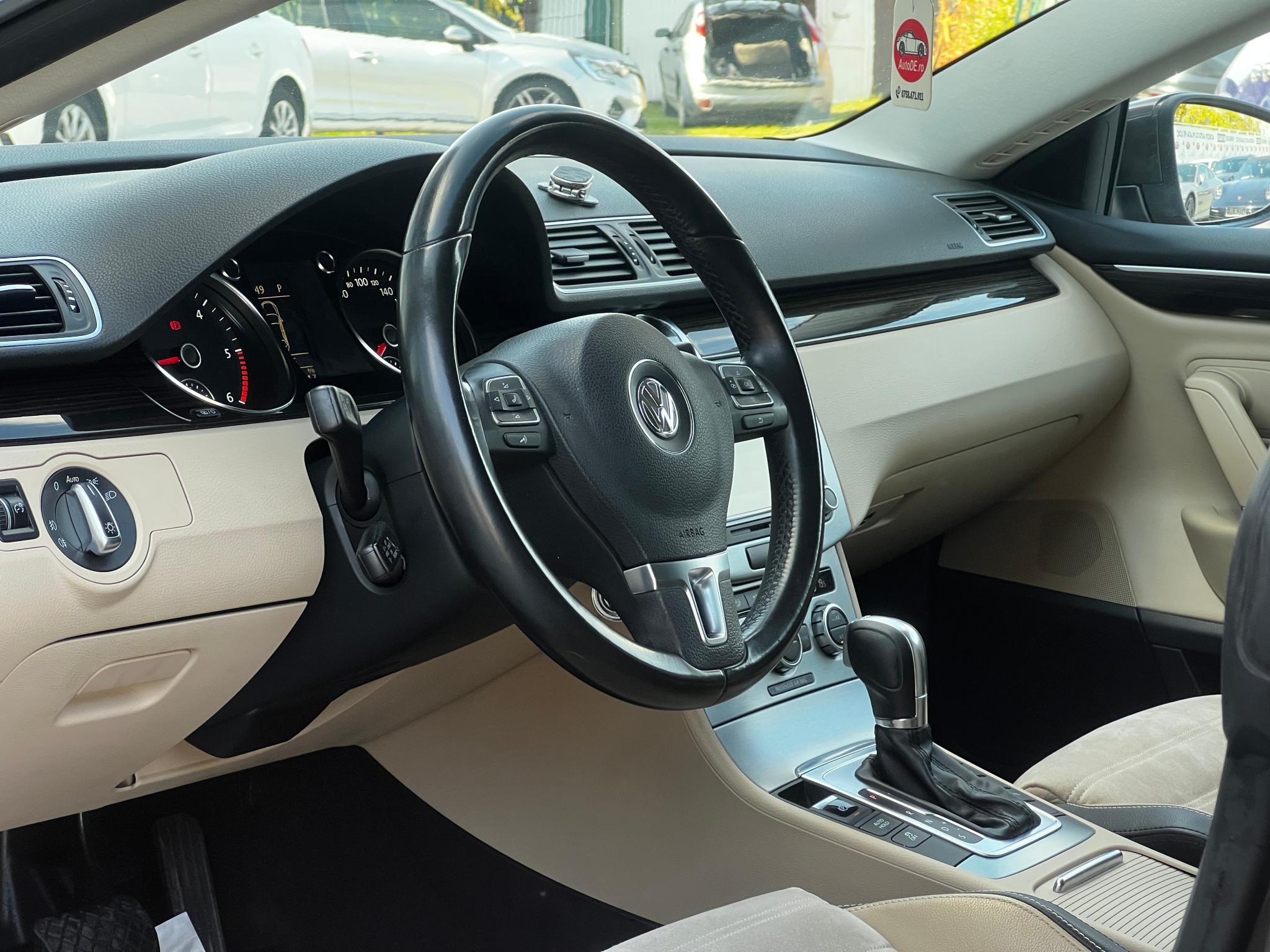 Volkswagen-Passat CC