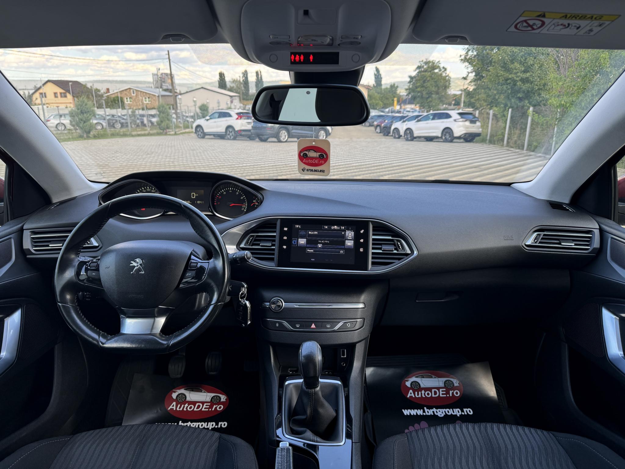 Peugeot-308