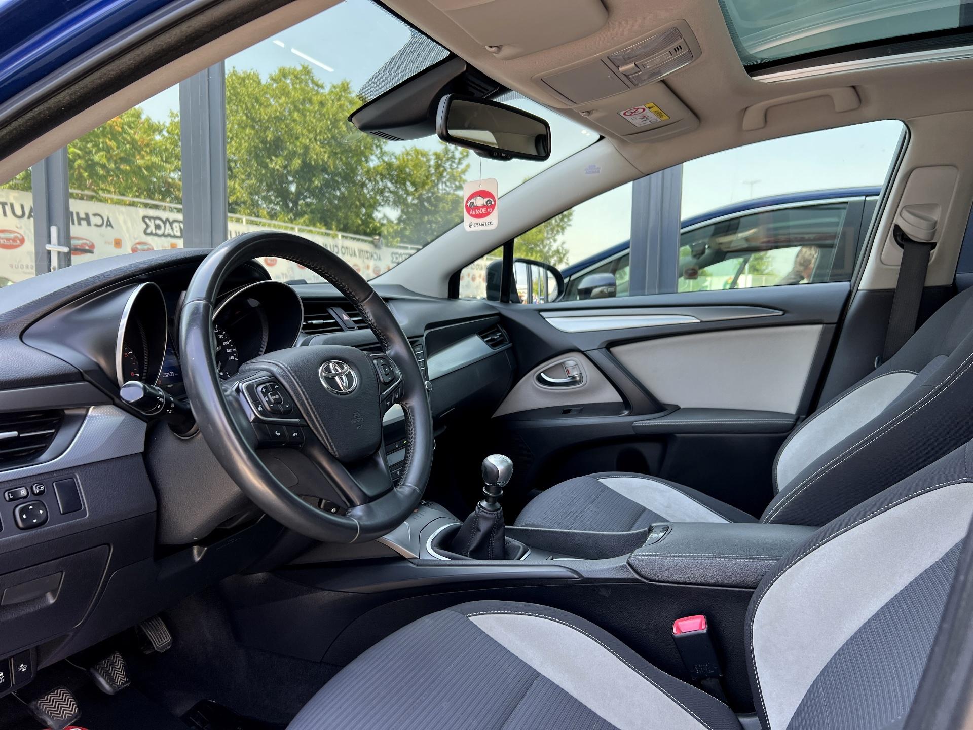 Toyota-Avensis