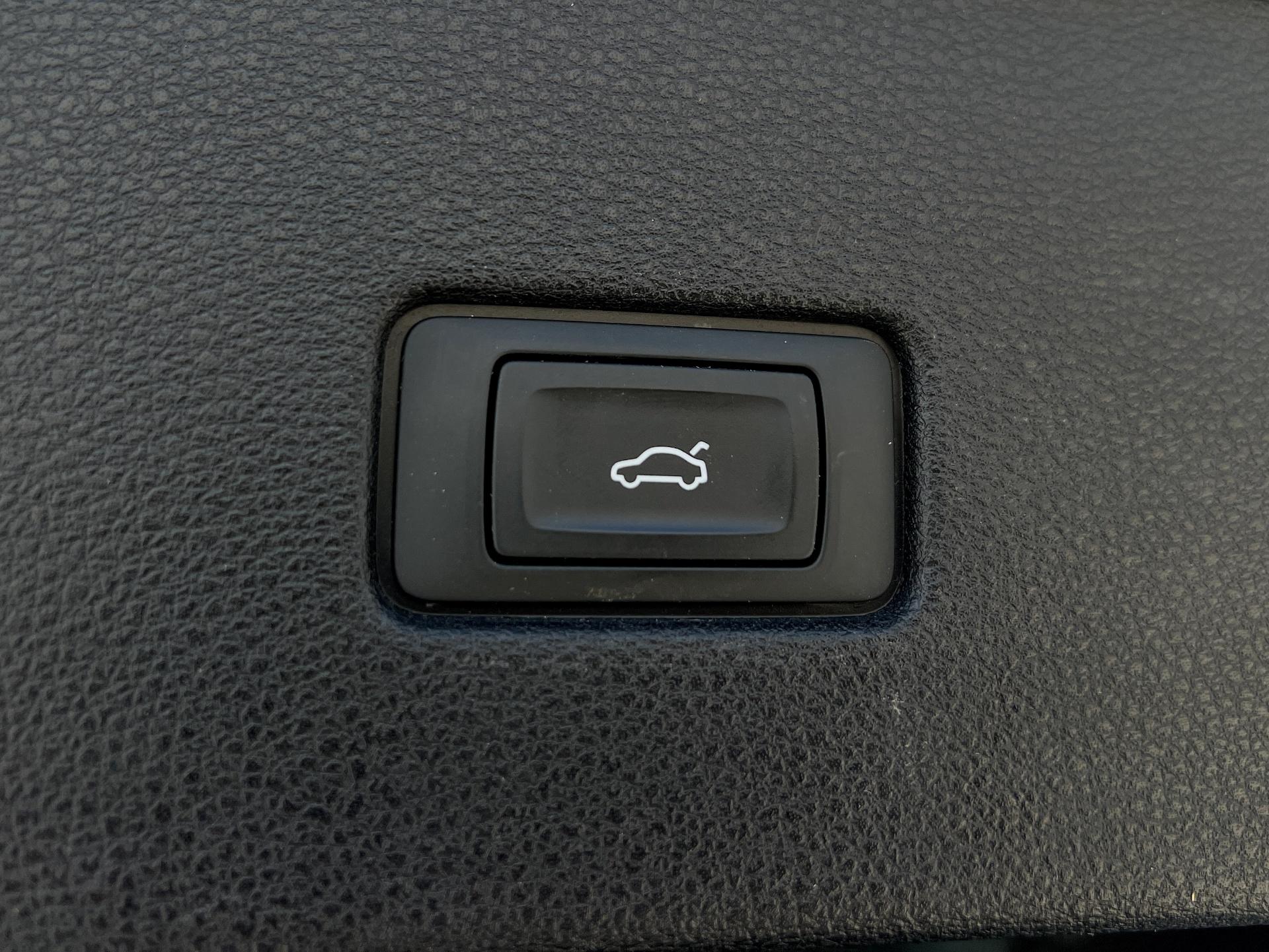Audi-Q8