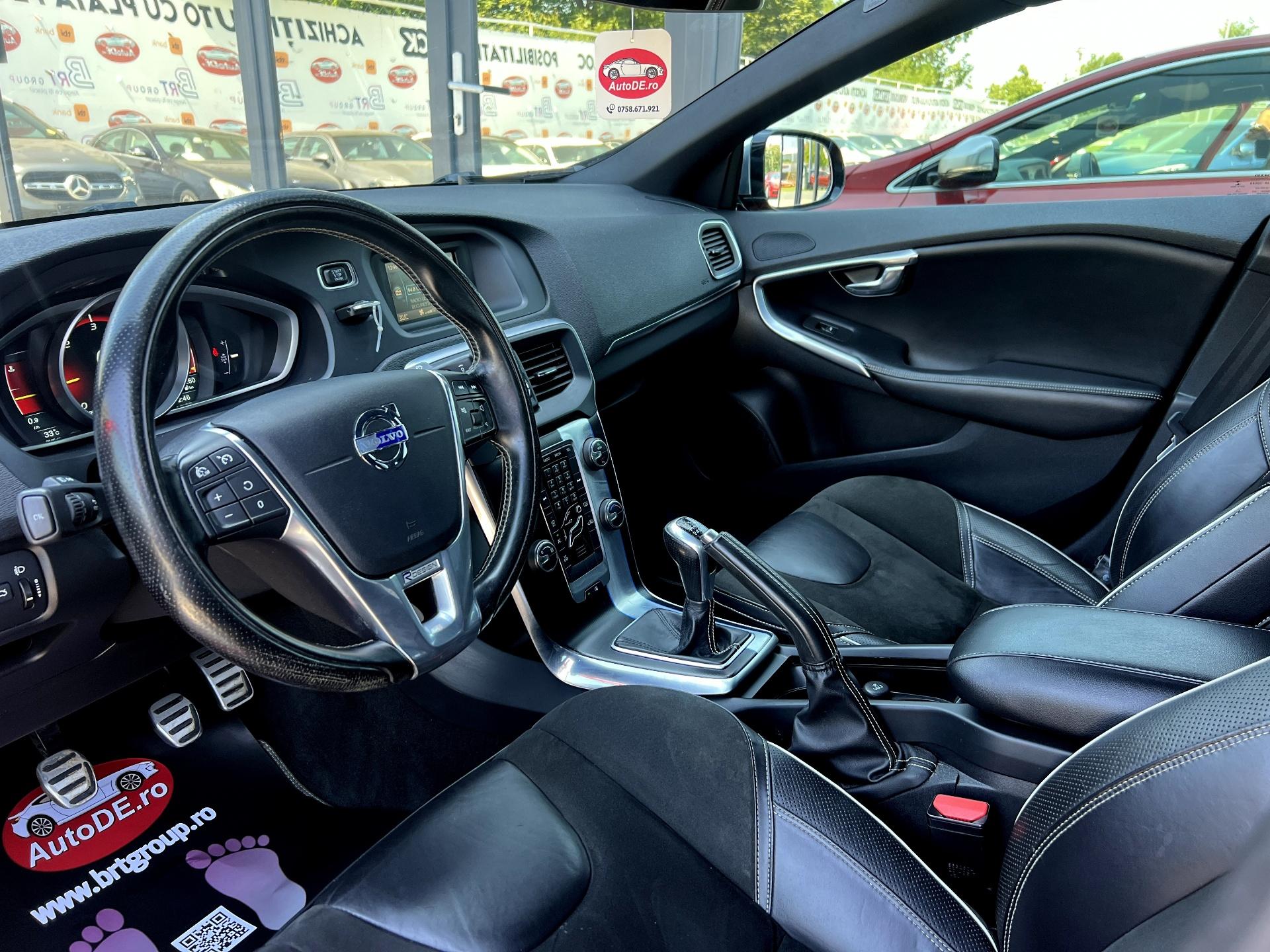 Volvo-V40