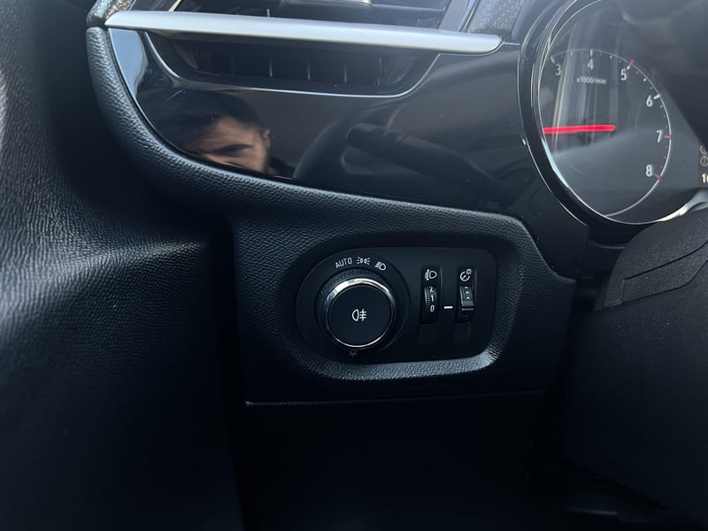 Car Thumb