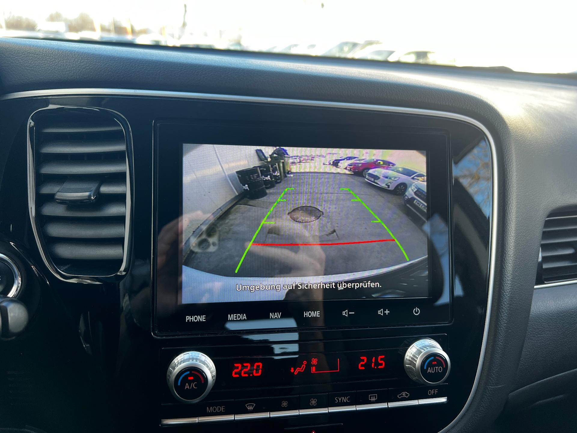 Mitsubishi-Outlander