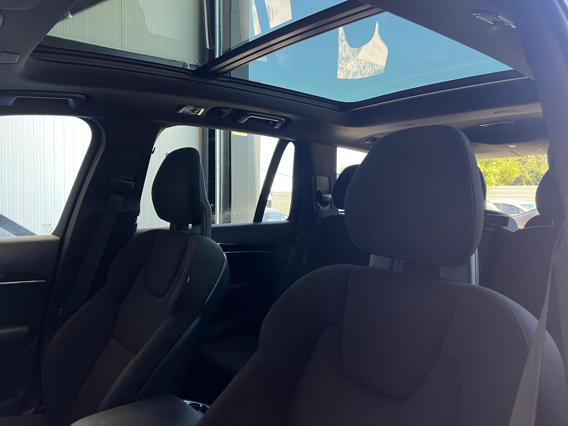 Volvo-XC 90